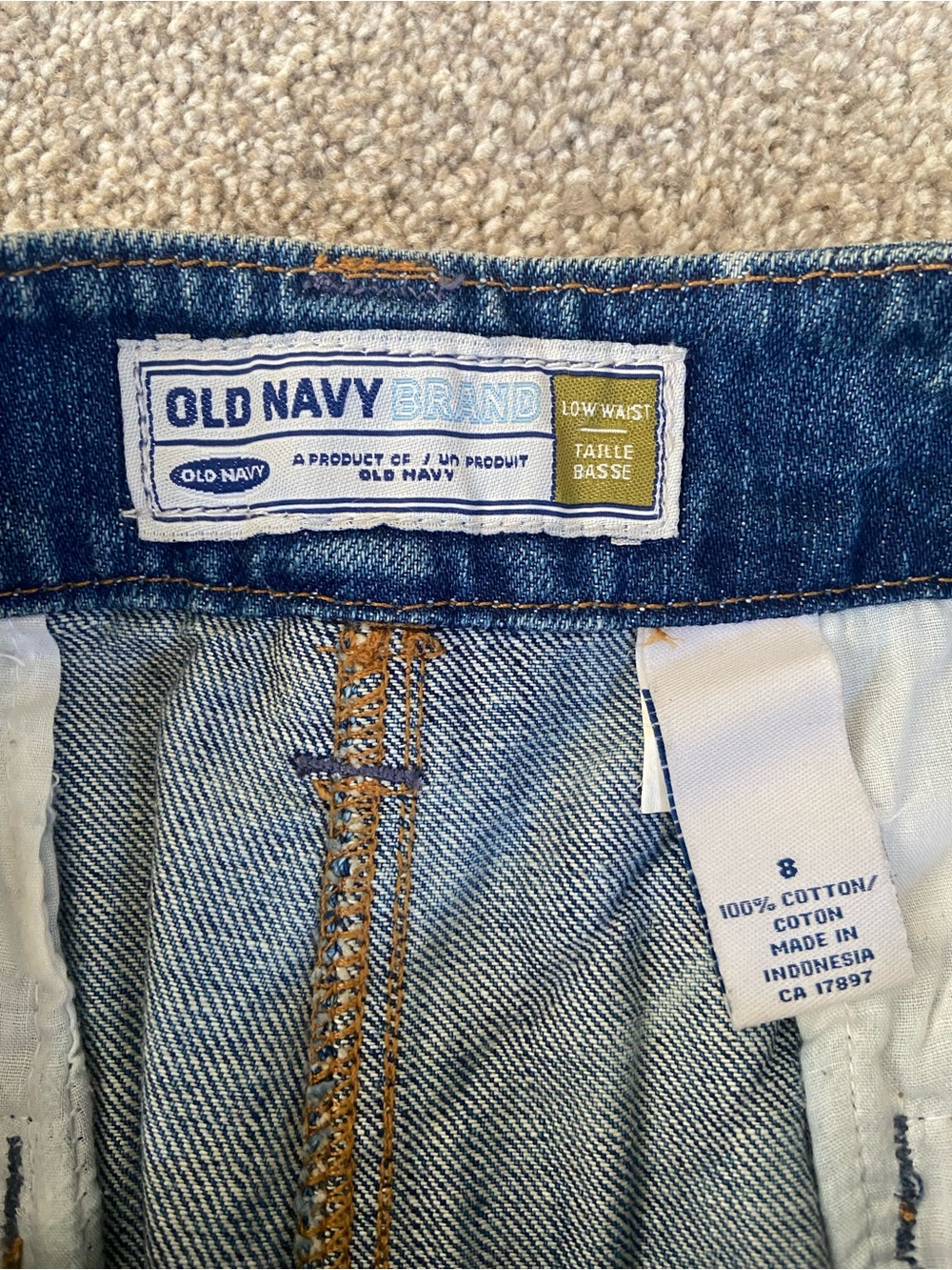 Y2K 2000s Old Navy Low Rise Raw Hem Denim Mini Skirt - Picture 8 of 12